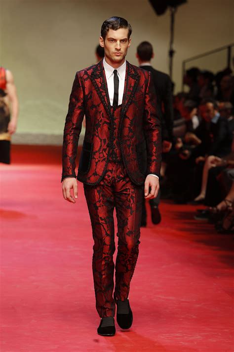 dolce and gabbana red suit